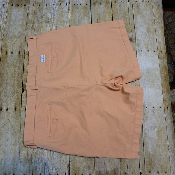 Vineyard vines mens shorts 38 - Picture 3 of 4